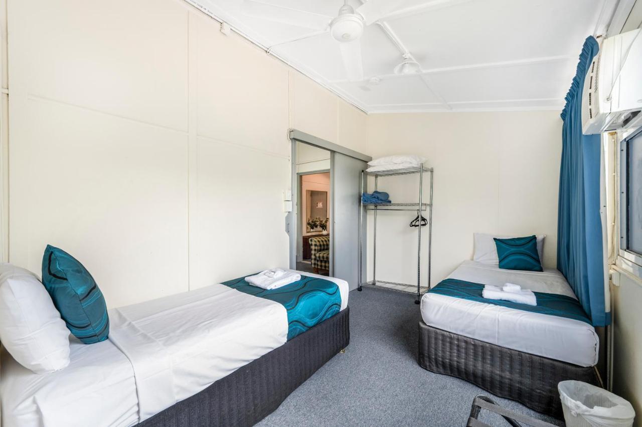 Strand Motel タウンズビル エクステリア 写真