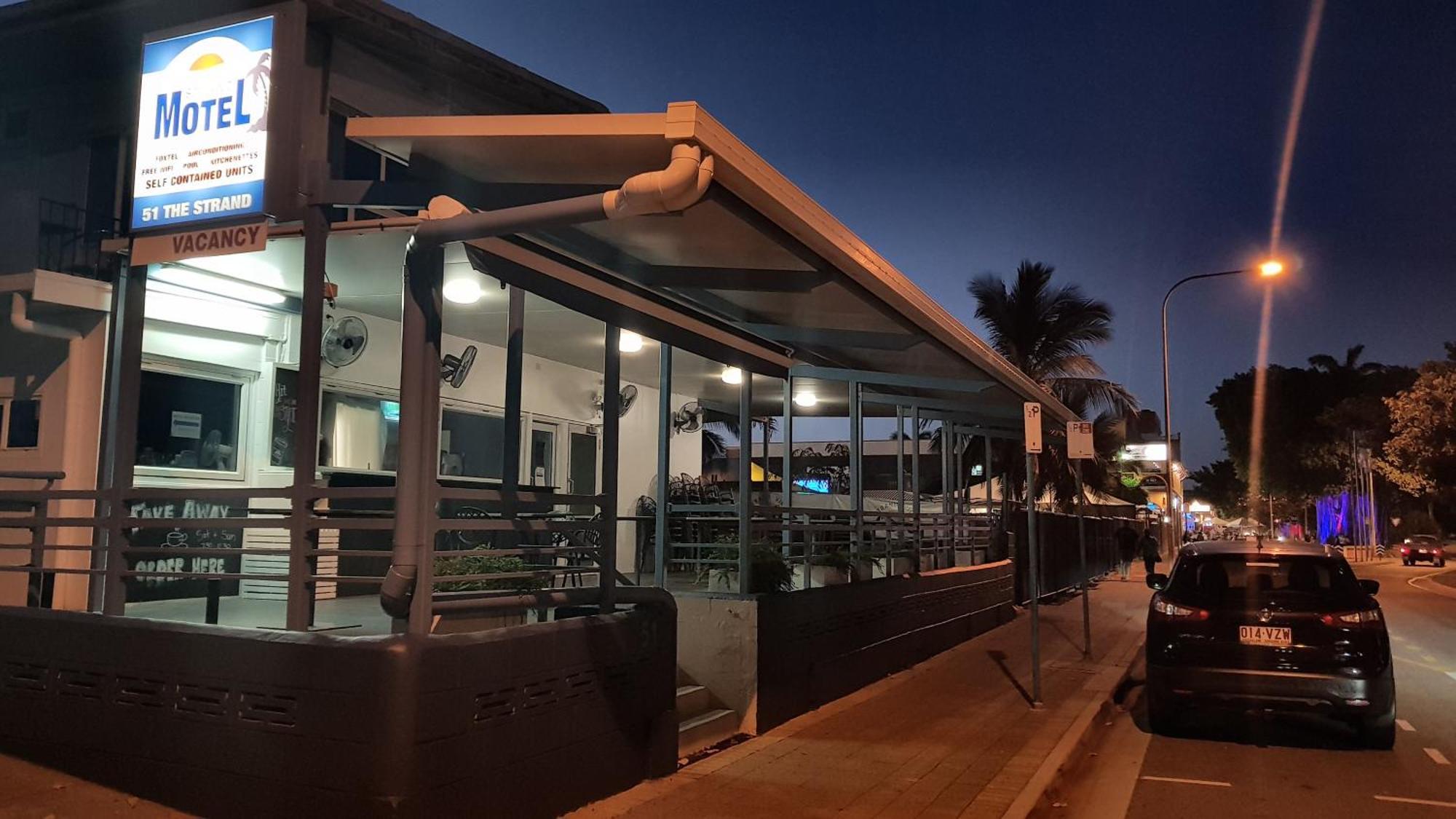 Strand Motel タウンズビル エクステリア 写真